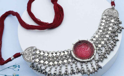 A Fusion of Tradition and Modernity: Sangeeta Boochra Jaipur x Jewel Box by Arnav