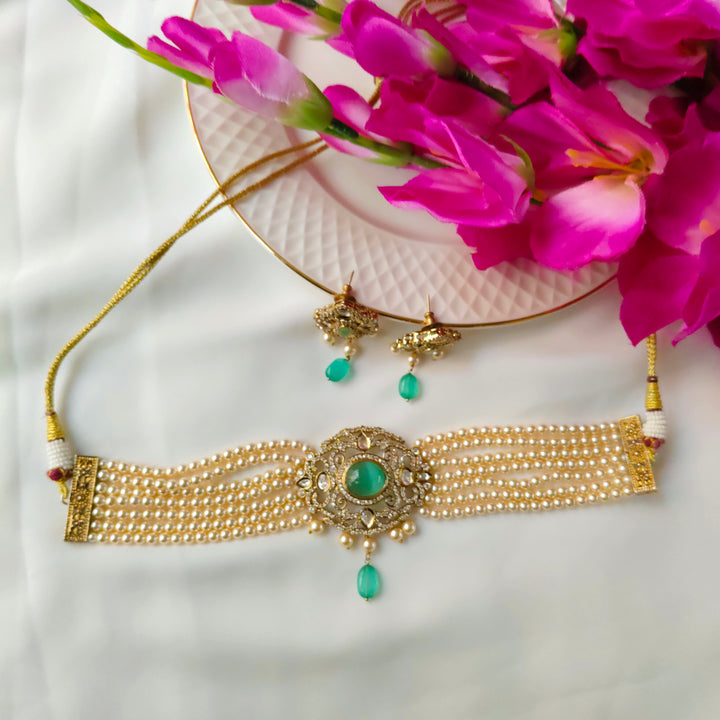 Pearl and Emerald Choker