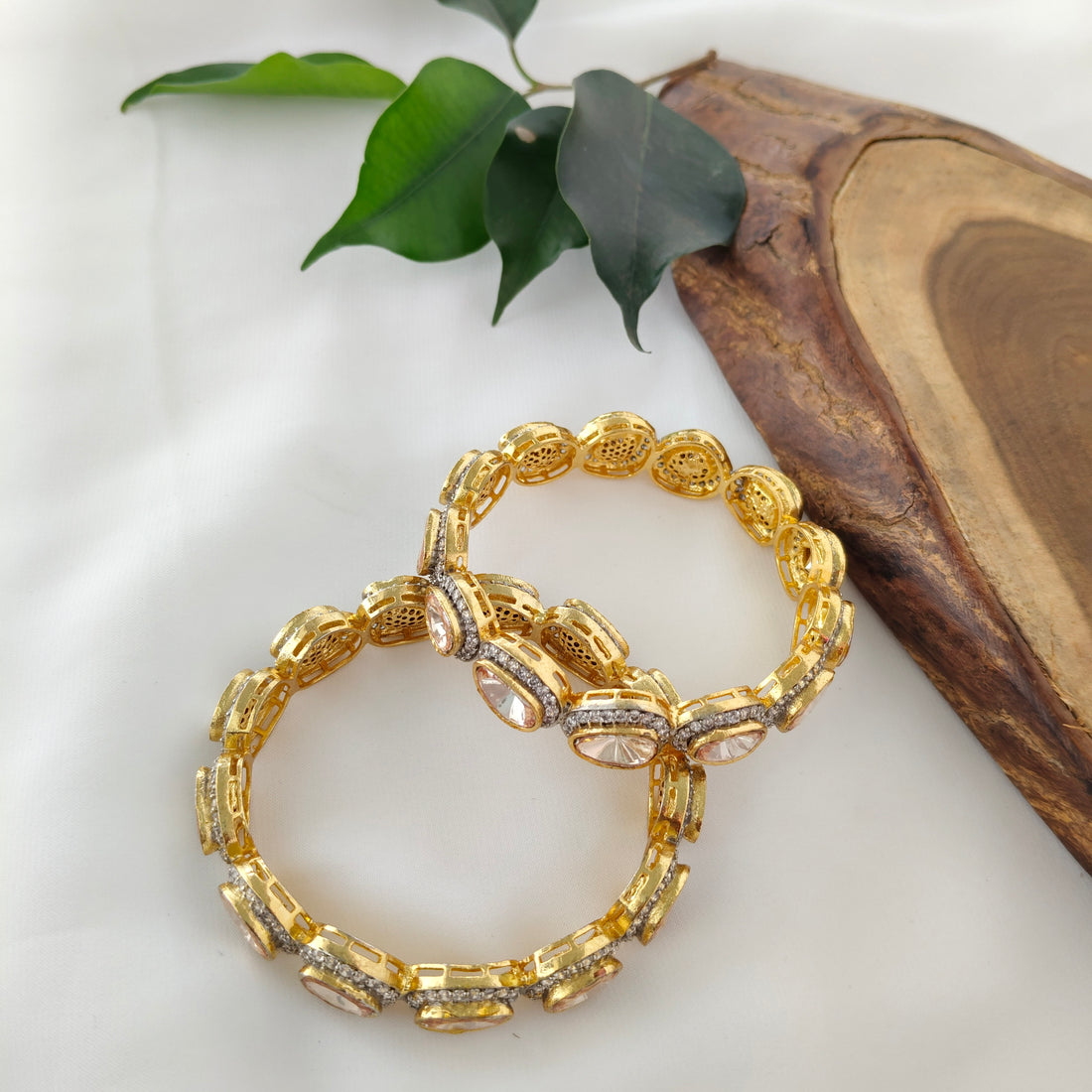 Gold-Tone Leaf Bangle Set