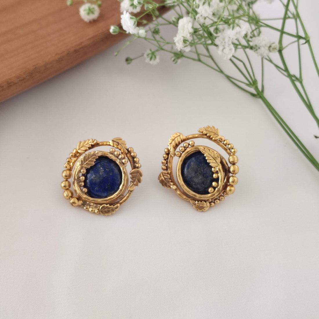 Golden Gaze earrings