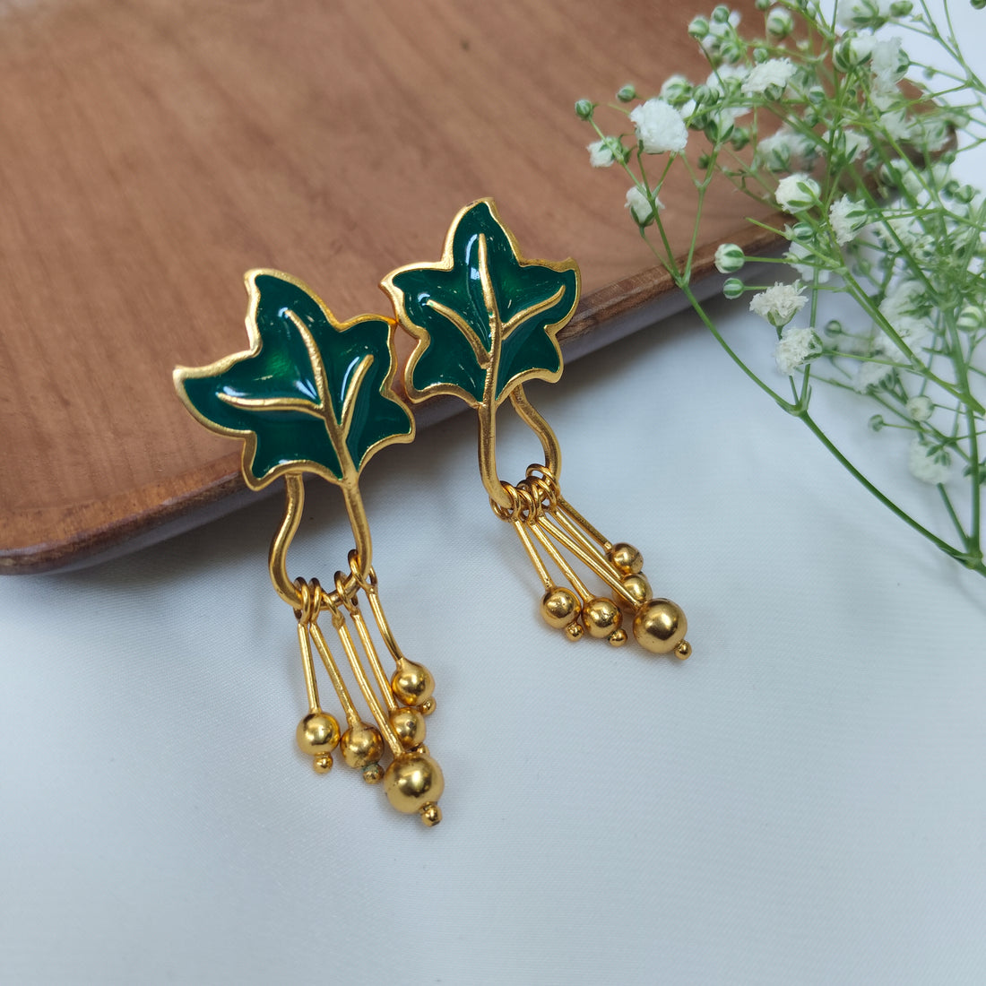 Emerald Elegance earring