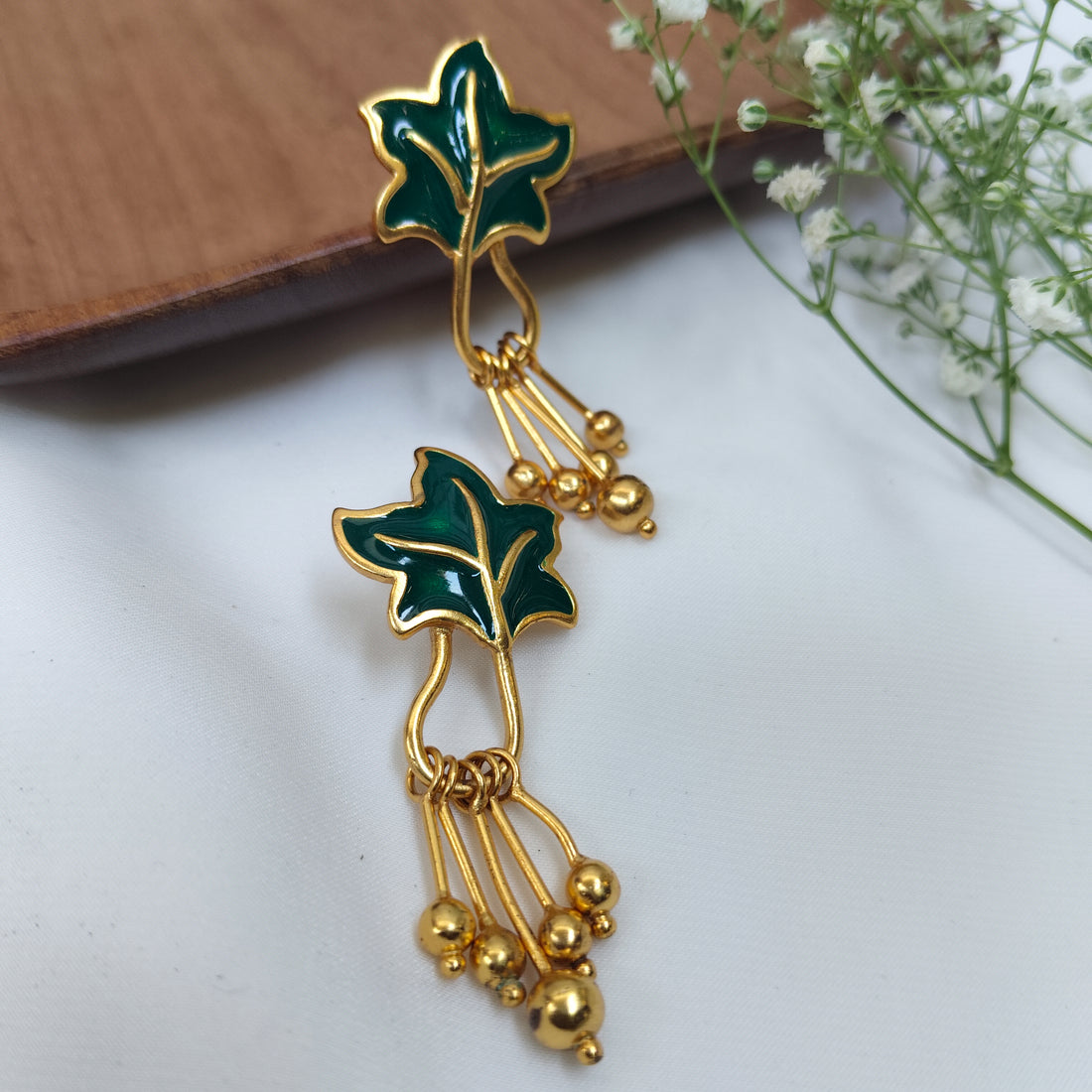 Emerald Elegance earring