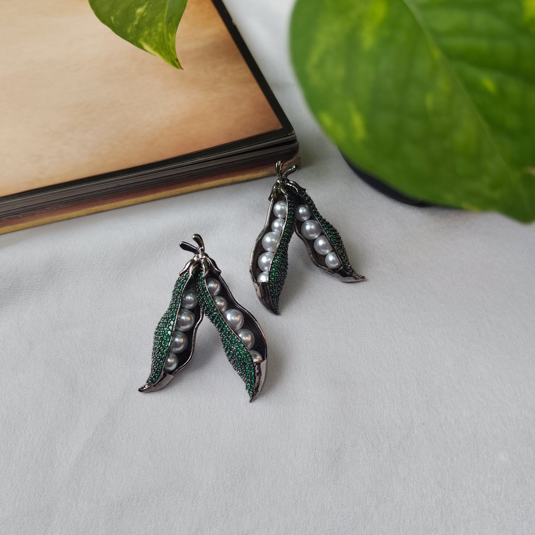 Pea Pod Earrings