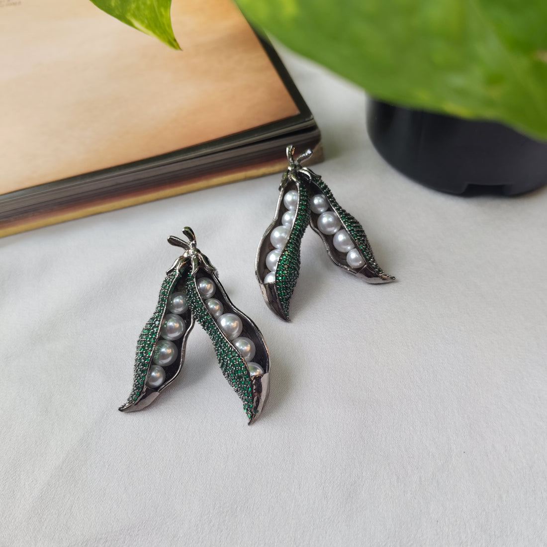 Pea Pod Earrings