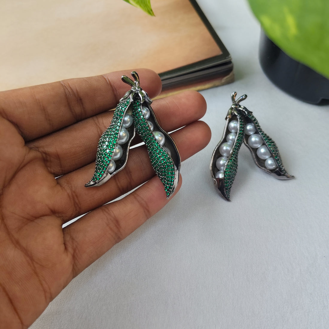 Pea Pod Earrings