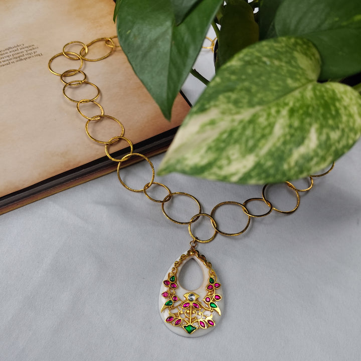 Radiant Circle Necklace