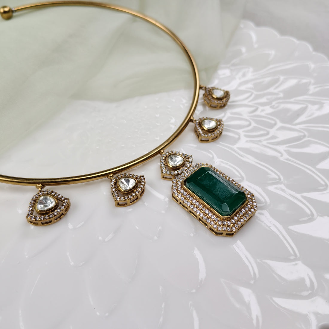 Emerald Necklace Set