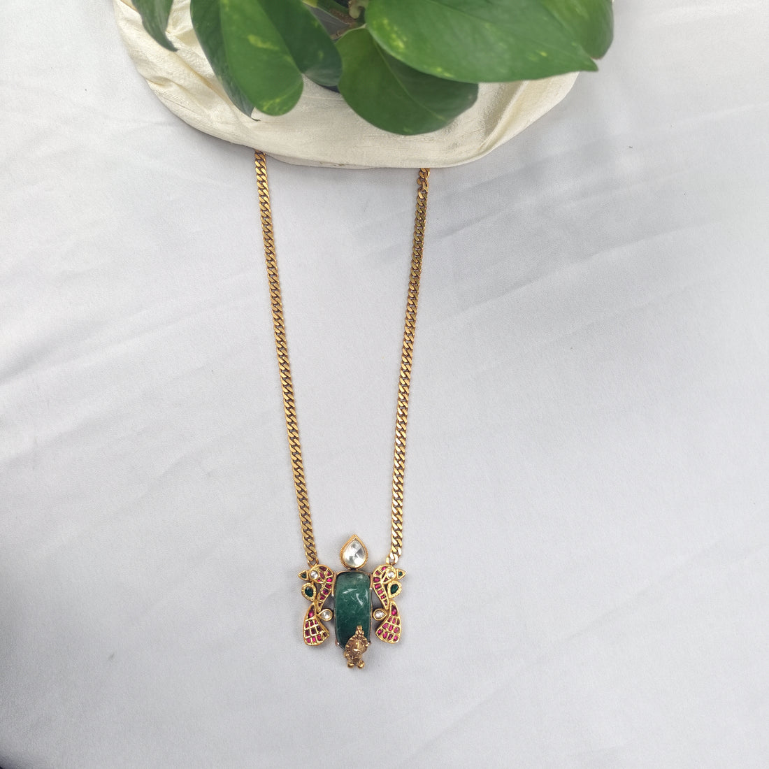 Emerald Elegance Necklace