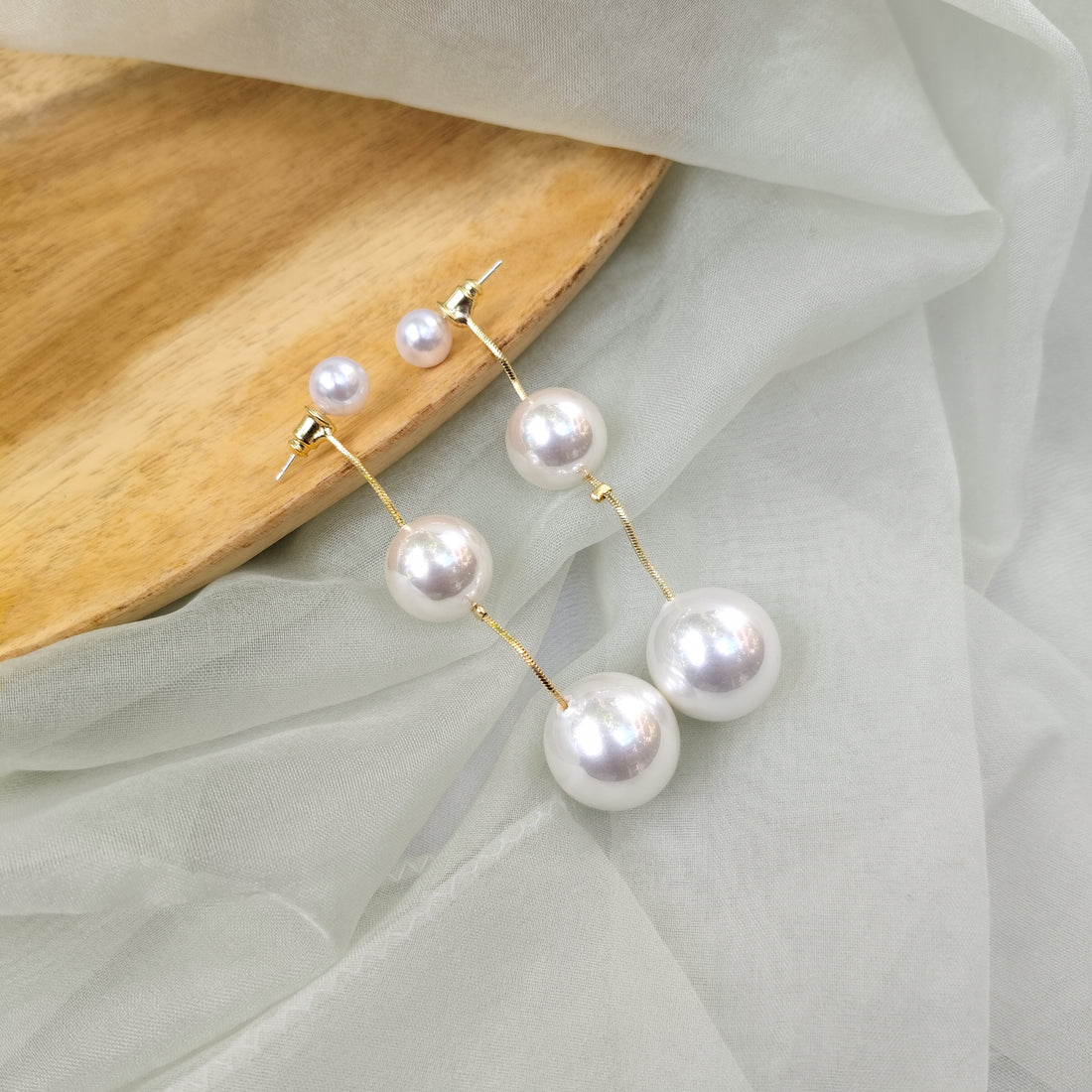 Pearl Drops Earring