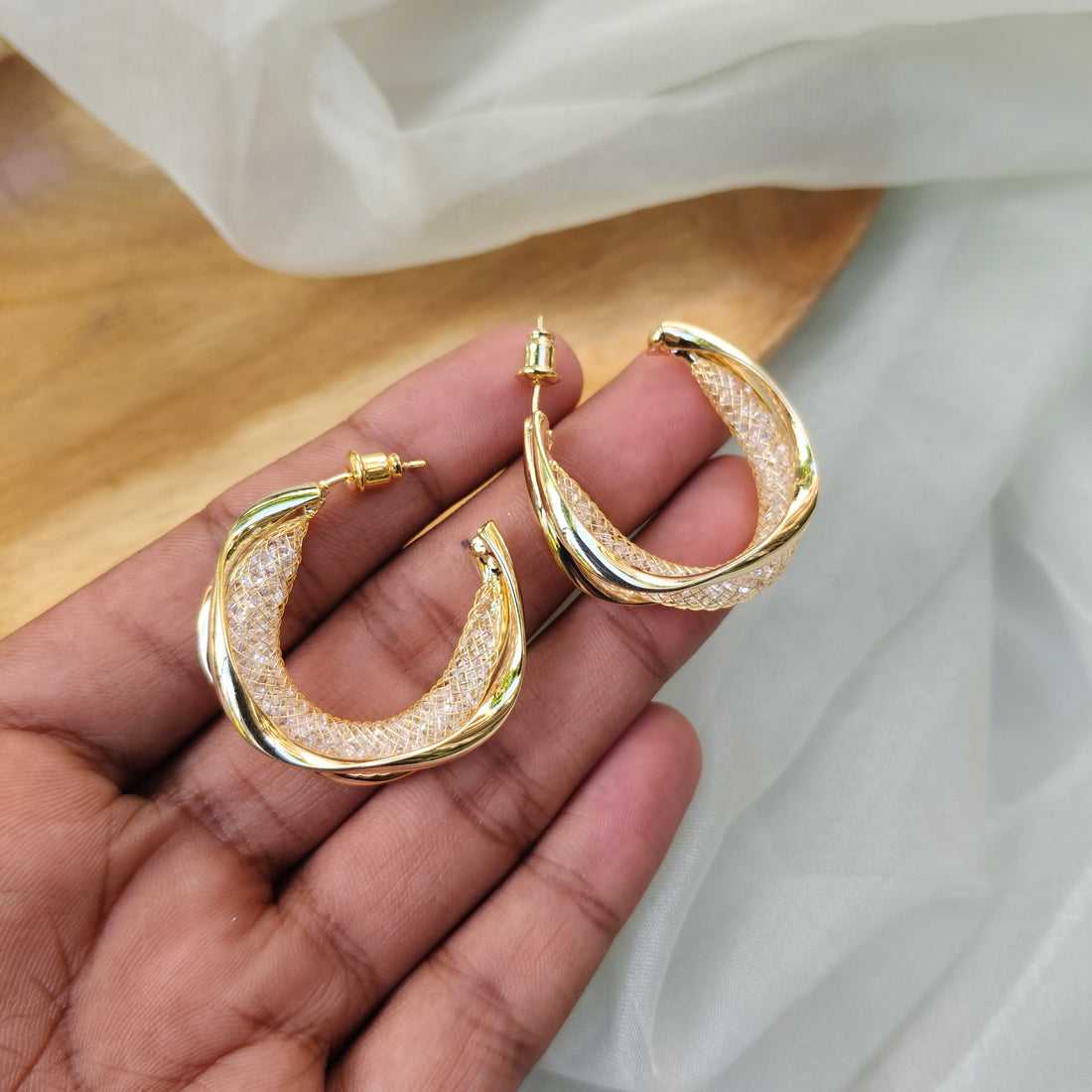 Curved Classics Earring