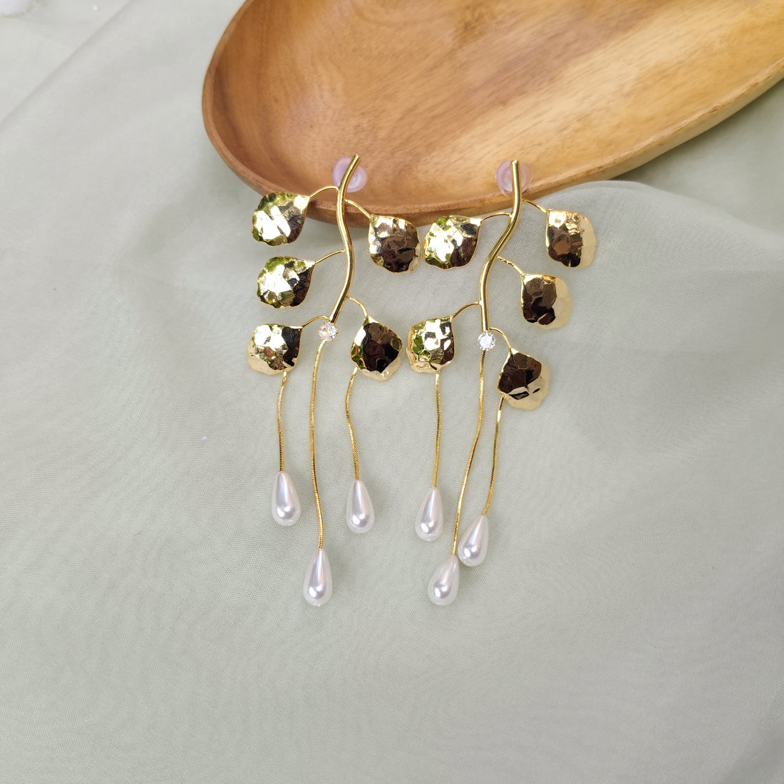 Dazzling Droplets Earring