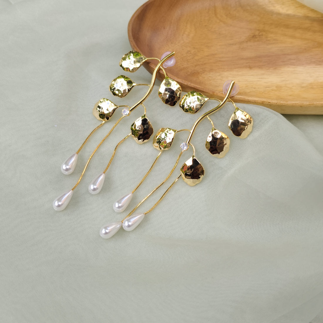 Dazzling Droplets Earring