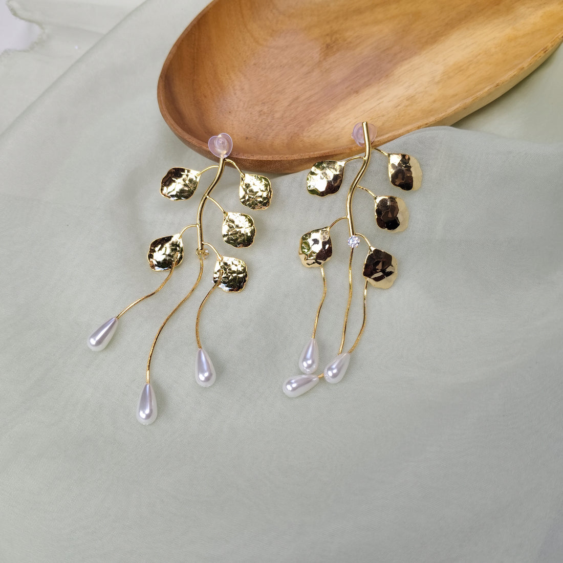 Dazzling Droplets Earring