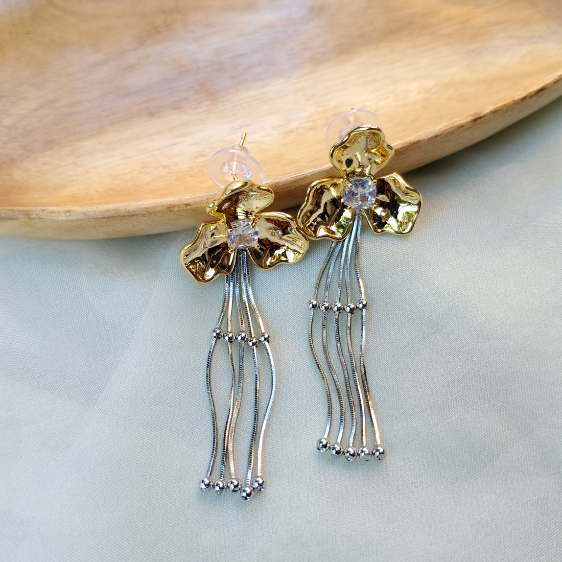 Golden Flower Dangle Earrings