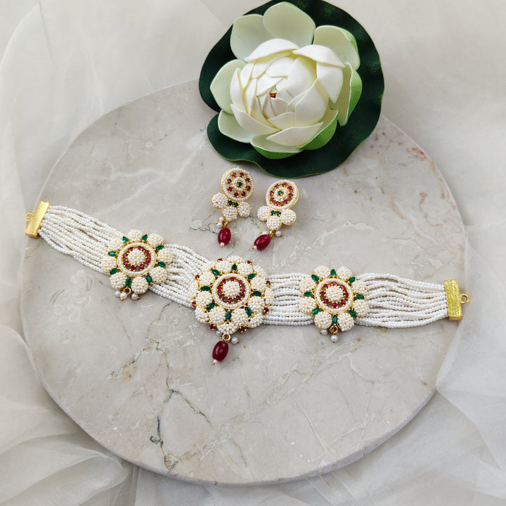 Ethereal Floral Glow Set Necklace