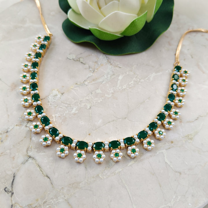 Emerald Elegance Green Necklace