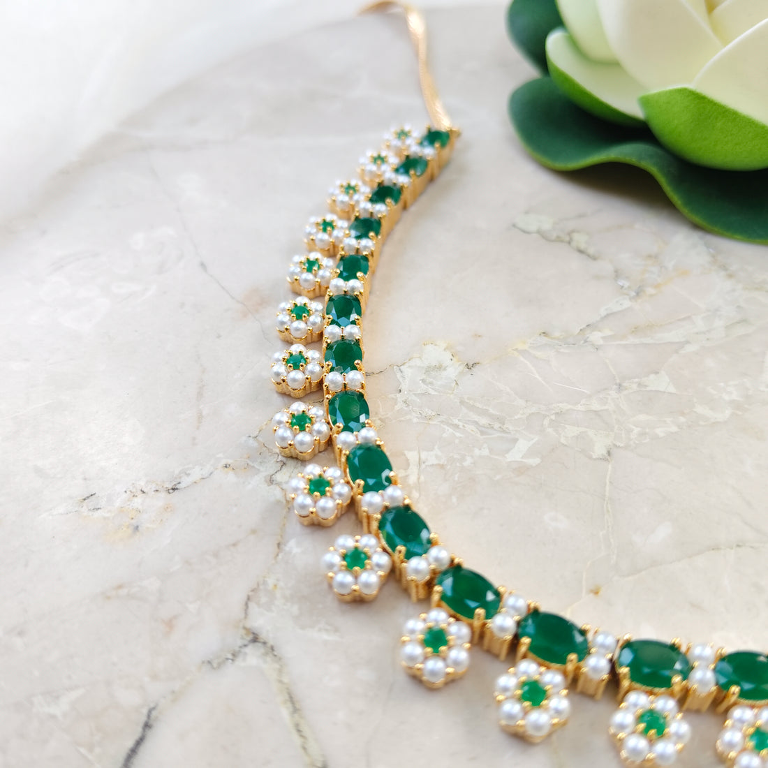 Emerald Elegance Green Necklace