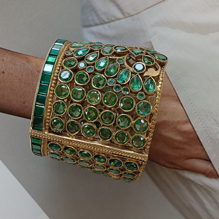 Enchanting Evergreen Kada