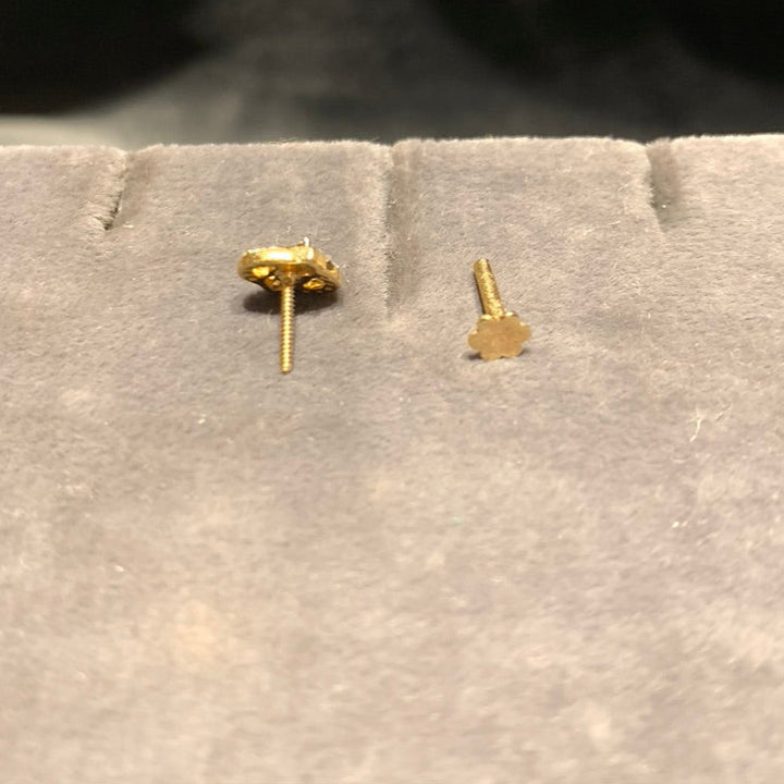 Decorative Gold Nose Pins