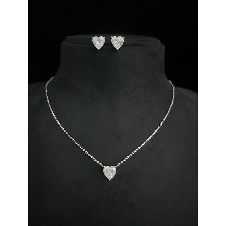 HEART PENDANT SET WITH ATTACHED CHAIN