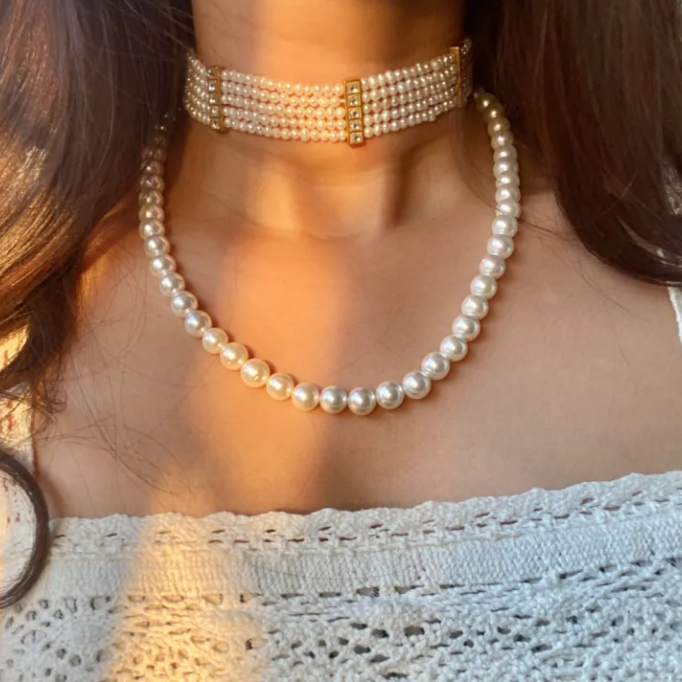 Classic Pearl Necklace