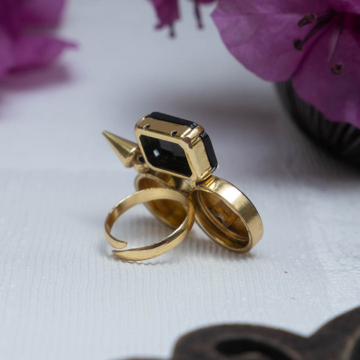 Coal Elegance Edge Ring