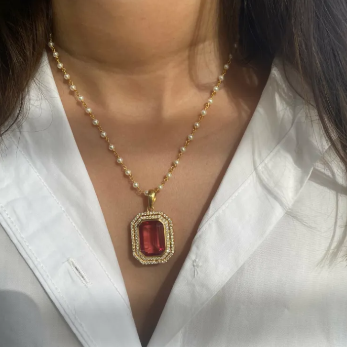 Elizabeth Pendant