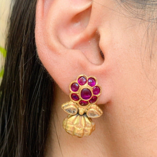 Red Floral Potpourri Studs