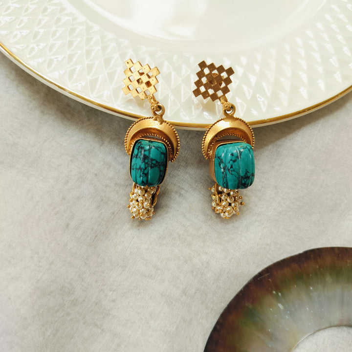 Emerald Weave Silver Earrings