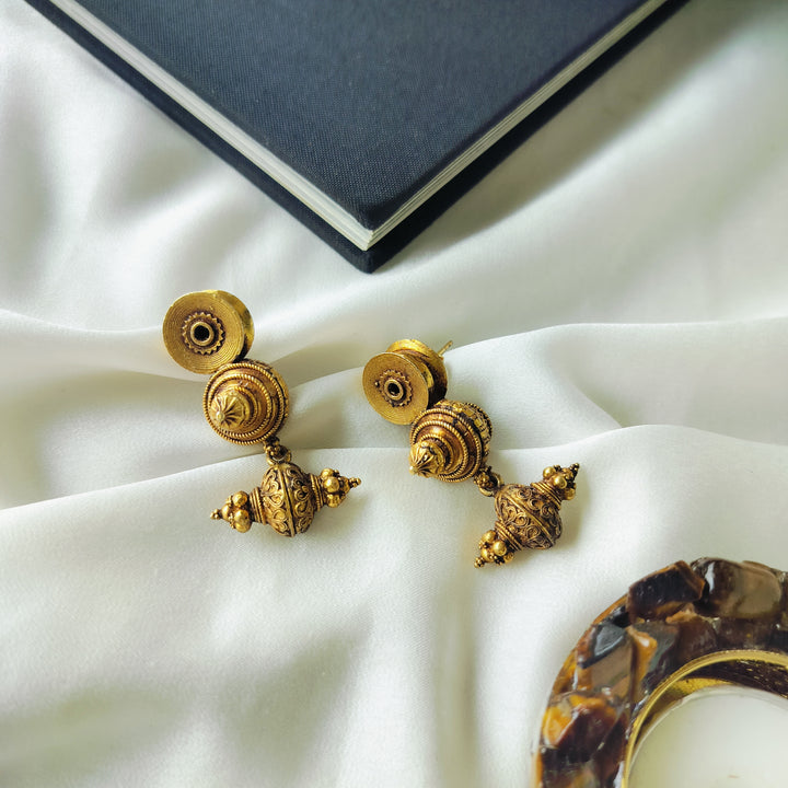 Moonlight Chandi Earrings