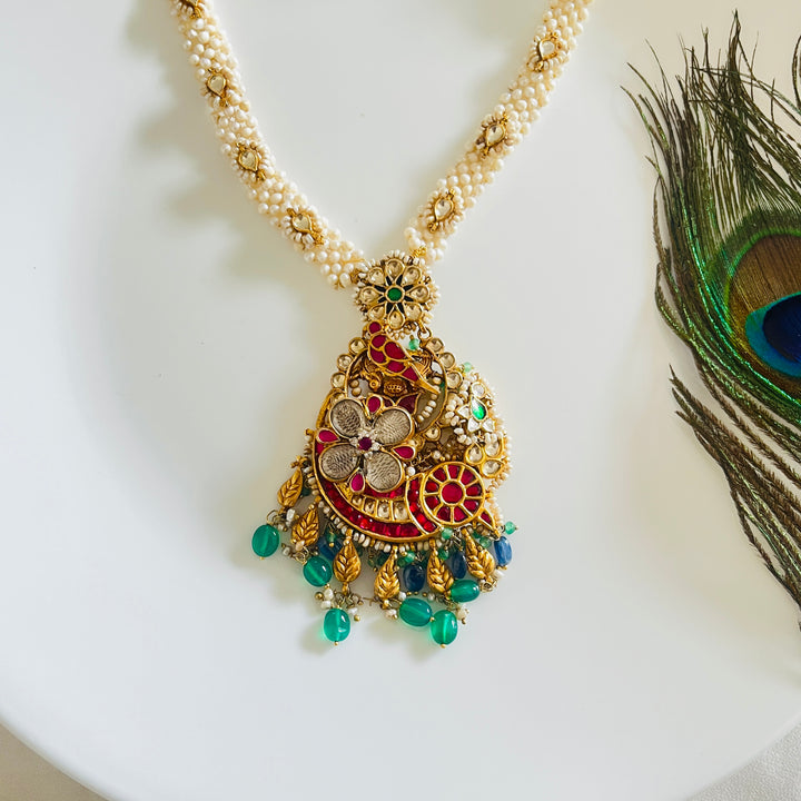 Majesty Pendant Necklace