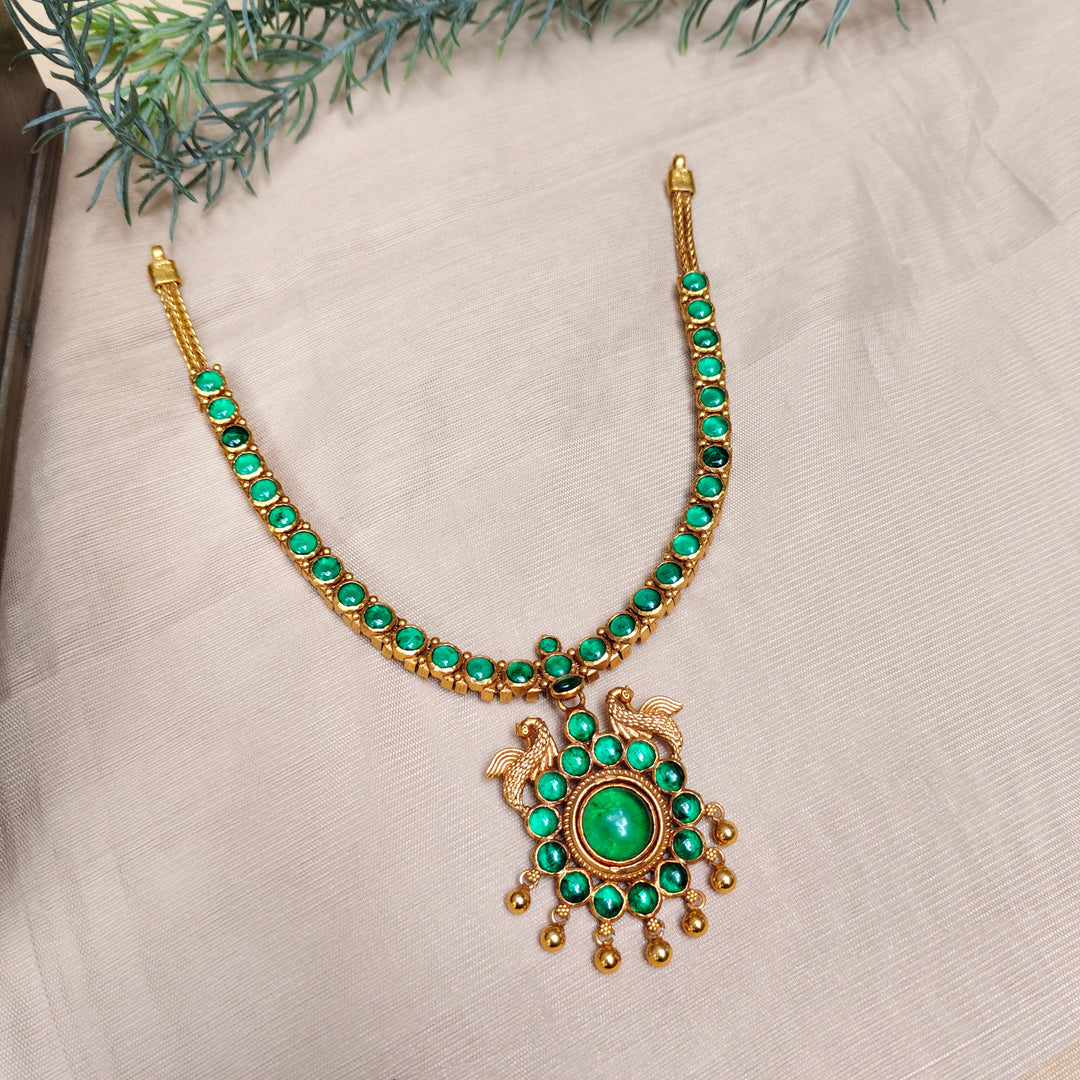 Emerald Radiance Silver Necklace