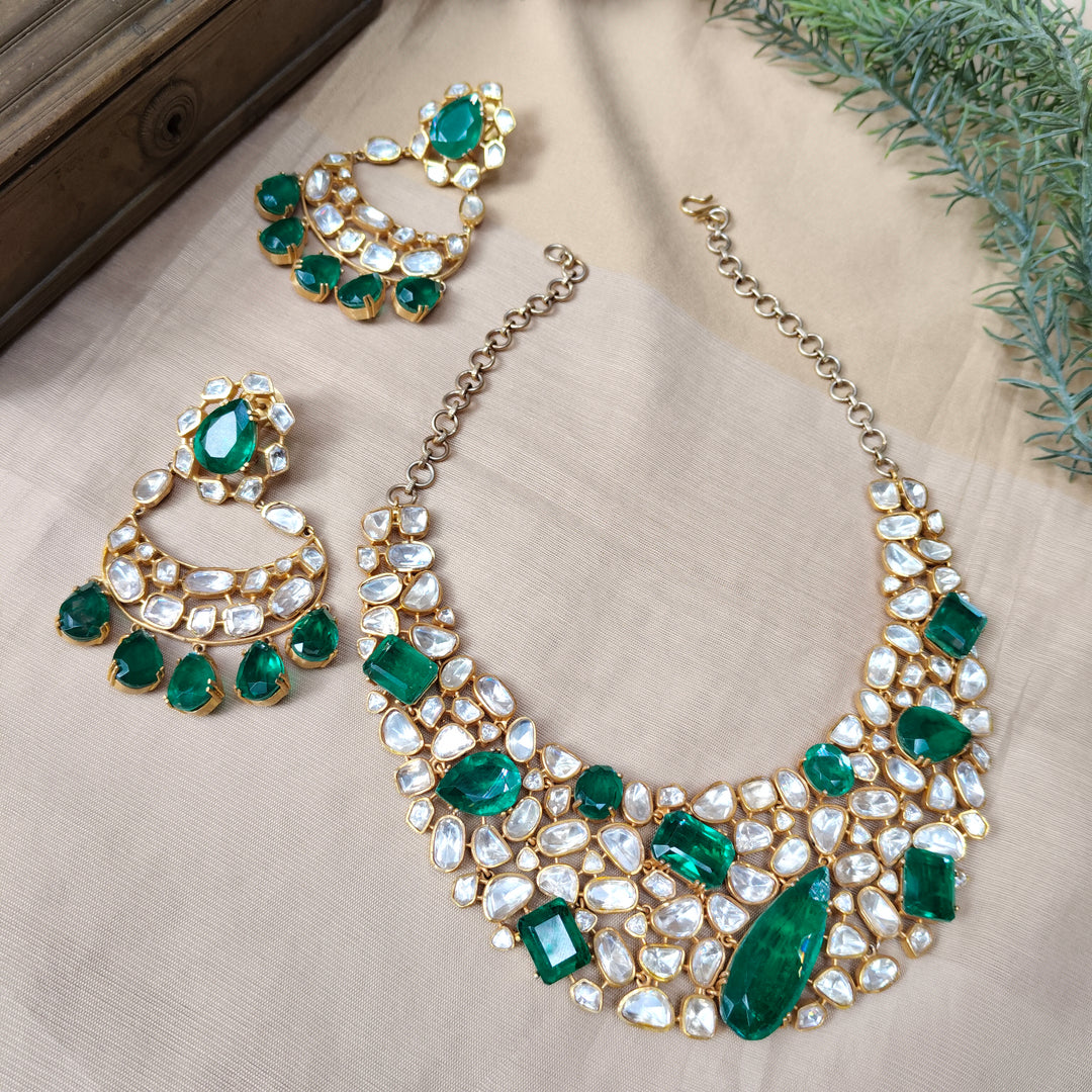 Emerald Kundan Majesty Silver Necklace