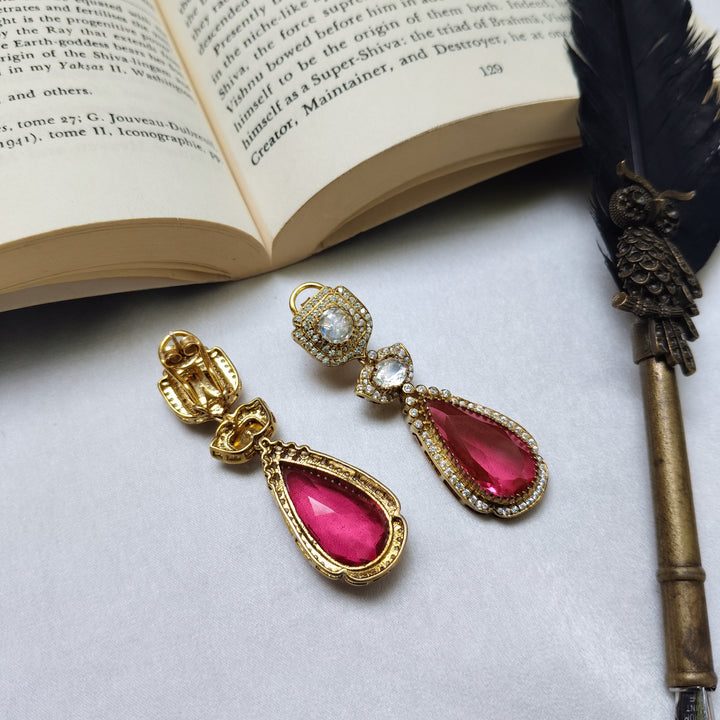 Teardrop Eleganc Earrings