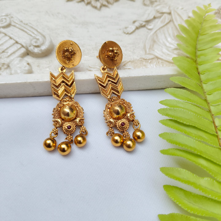 Aavriti Silver Earrings