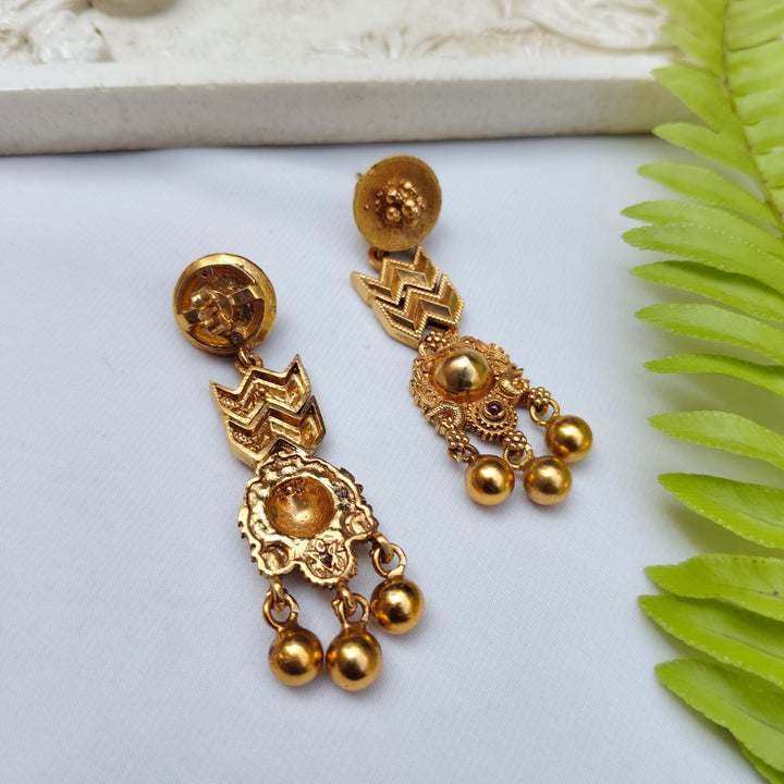 Aavriti Silver Earrings