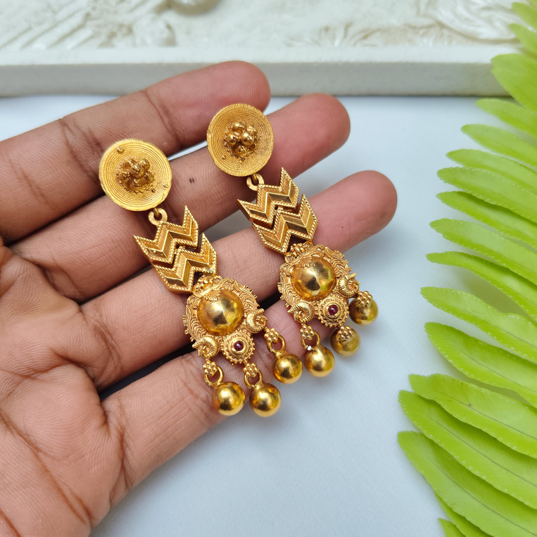 Aavriti Silver Earrings