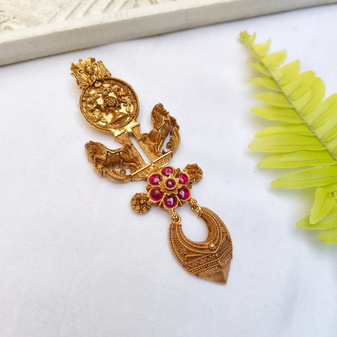 Nairika Silver Pendent