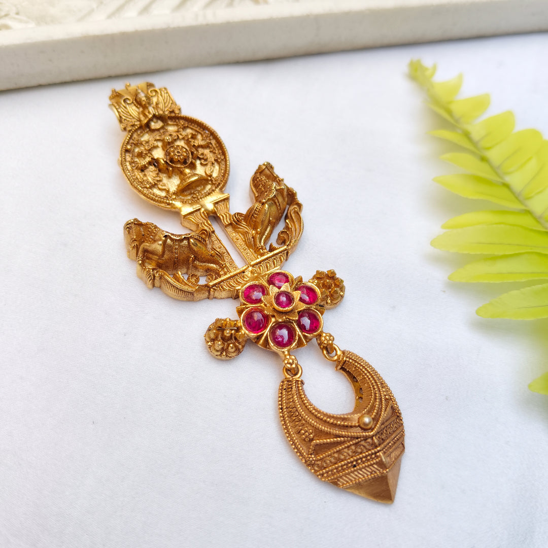 Nairika Silver Pendent