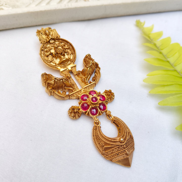 Nairika Silver Pendent