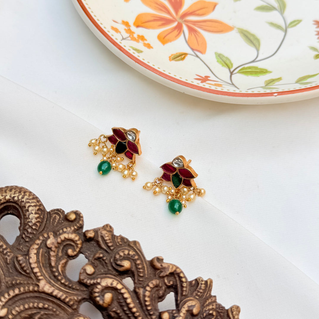 Aarohi Silver Earrings