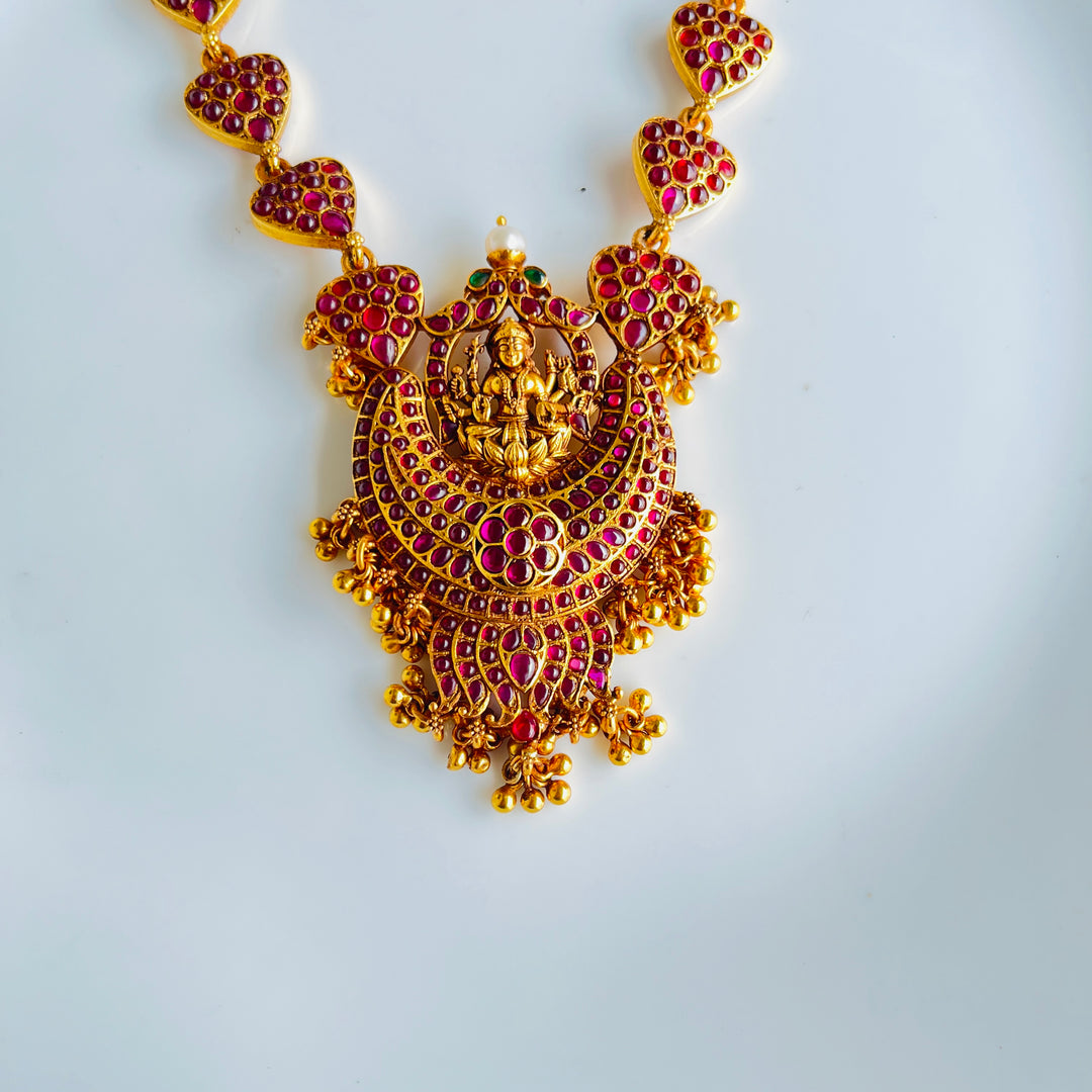 Kanak Grace Silver Necklace