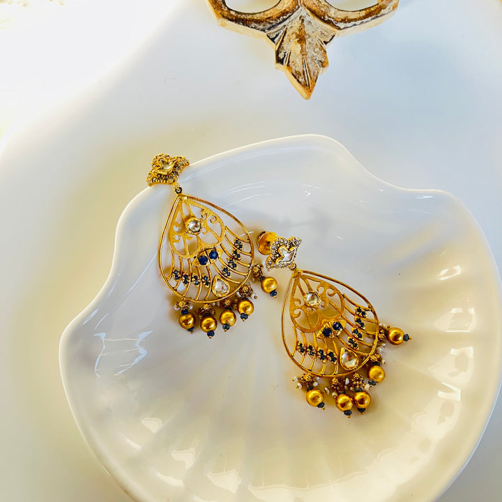 Zoya Royal Silver Earrings