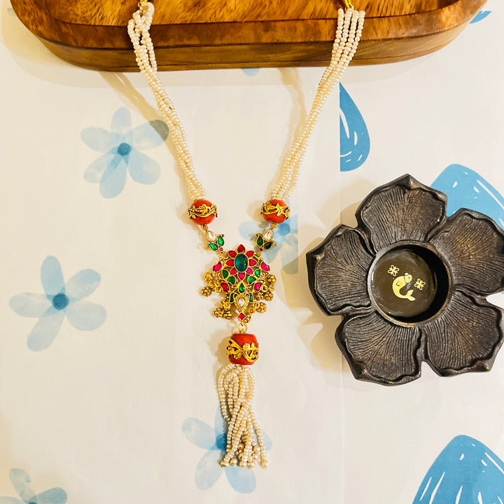 Eternal Glow Silver Necklace