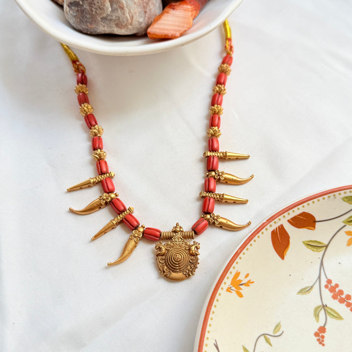 Dakshita Silver Necklace