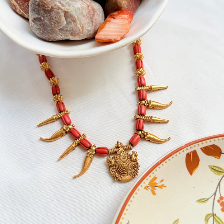 Dakshita Silver Necklace