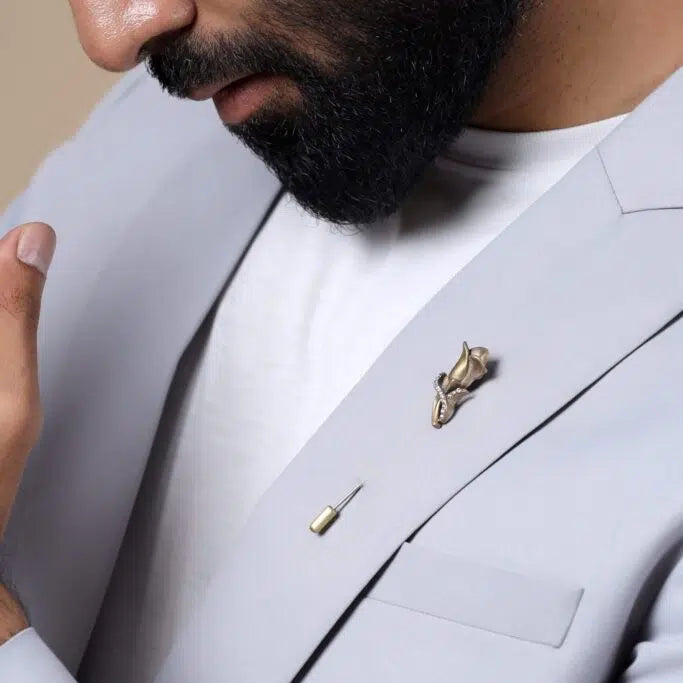 Lover’s Rose lapel pin