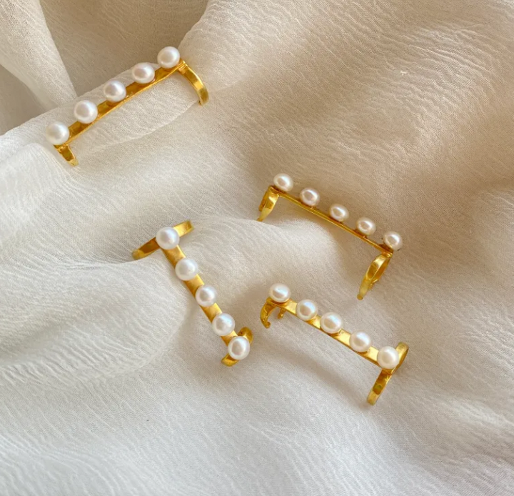 Pearl Earcuff