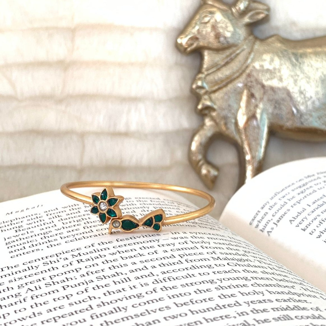 Green Small Bird with floral Kada