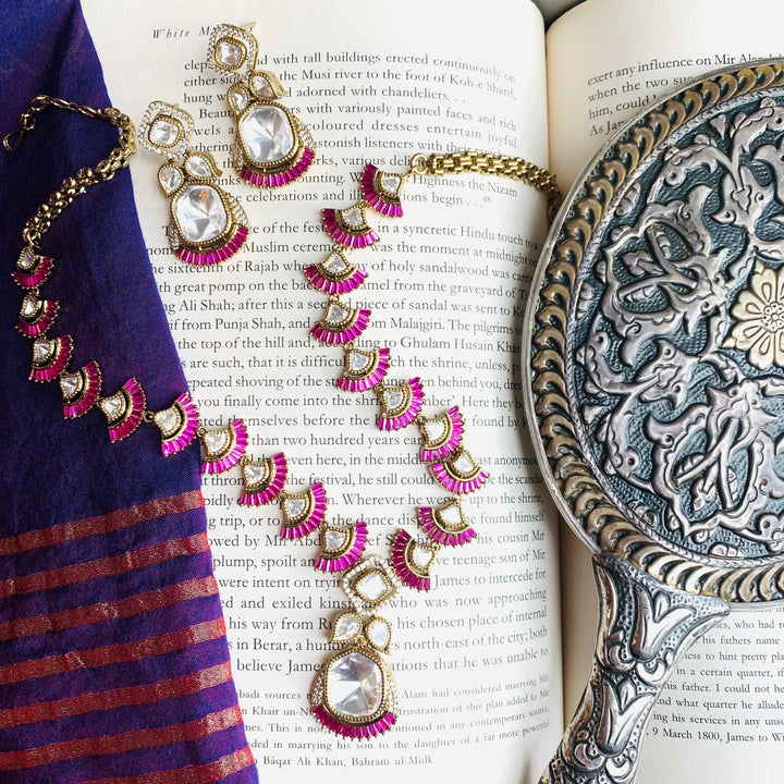 Haath Pankha Necklace Set